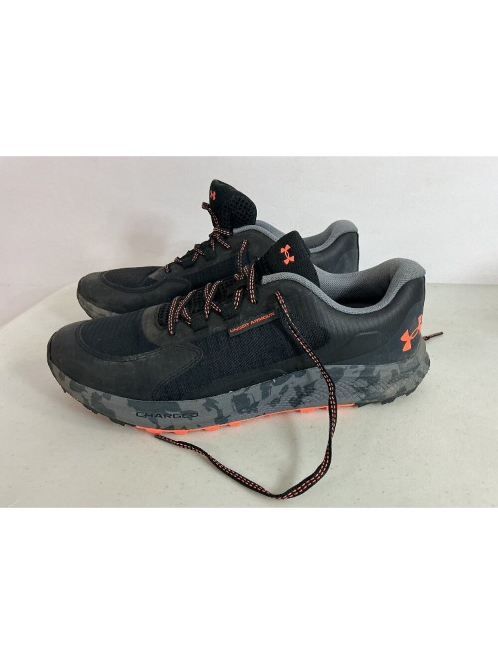 Under Armour Trail Sneakers Shoes Camo Orange Print Mens 11
